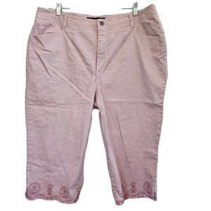 Gloria Vanderbuilt Pink Capri Embroidered Shorts Pants Bermuda Womans 20W